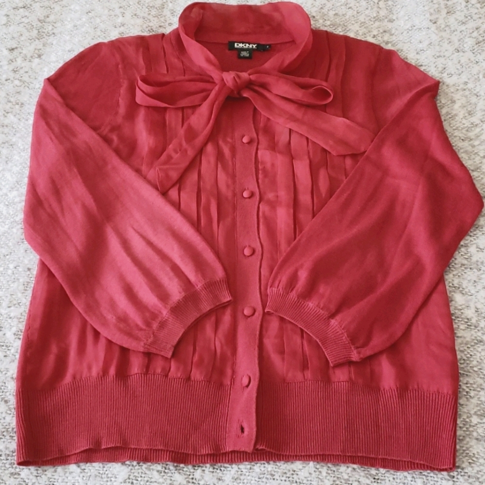 DKNY red ♥ 100% silk blouse 👚 ♥